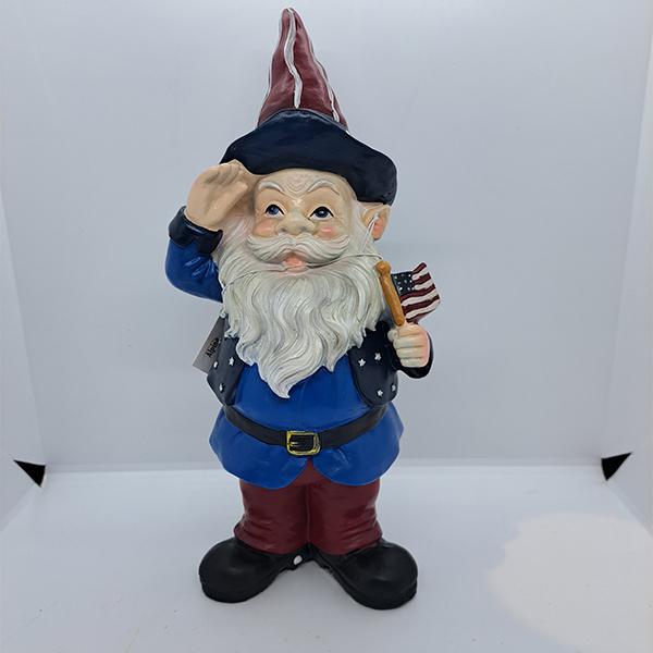 Statue Gnome Americana Saluting